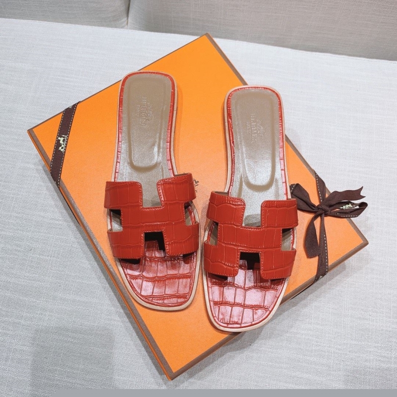 H**mes slippers